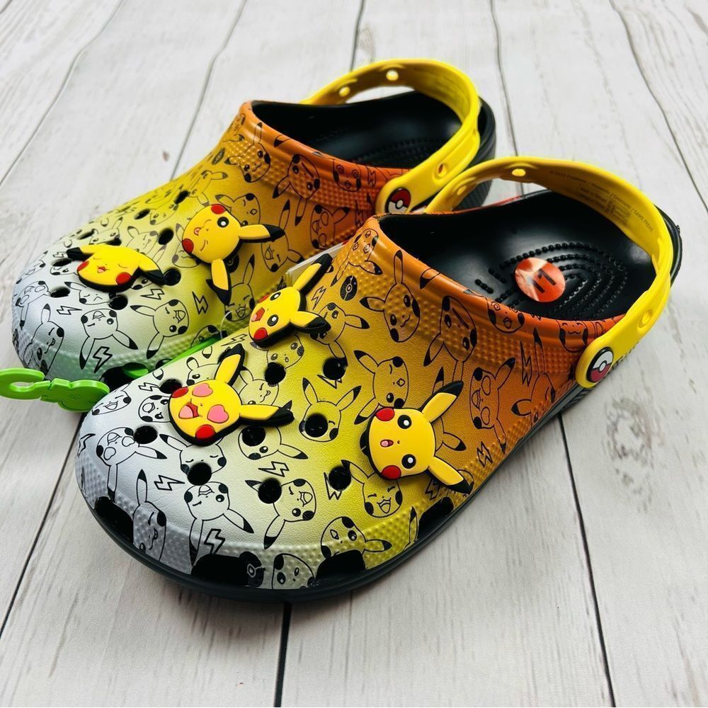 CROCS X Pokemon Pikachu Classic Clog w/ Jibbitz Mens Size 9 Womens Size 11